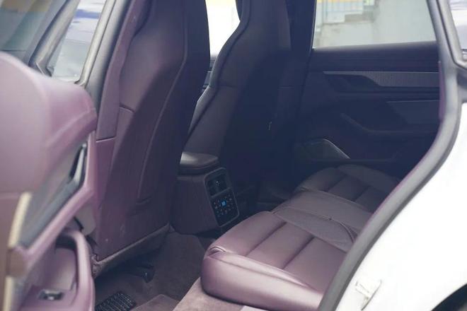 需多言保时捷Taycan 4澳门新葡京入口【路试】强者无(图3)